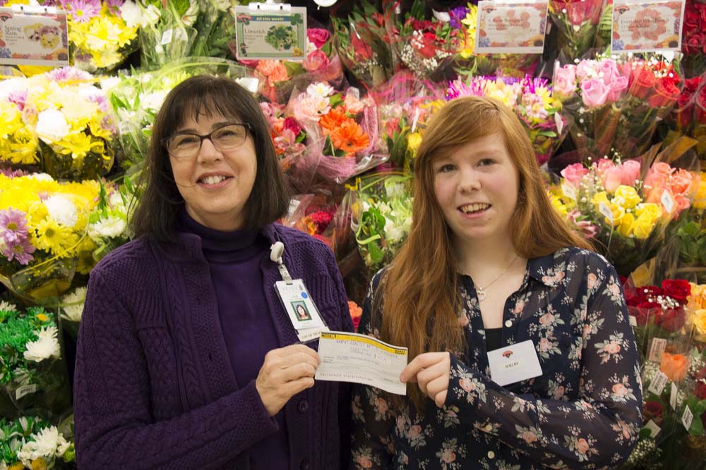 After realizing several Hannaford Supermarkets employees in Plymouth, ‪#‎NH‬ had family members suffering from cancer, Shelby Goodwin decided she wanted to help.