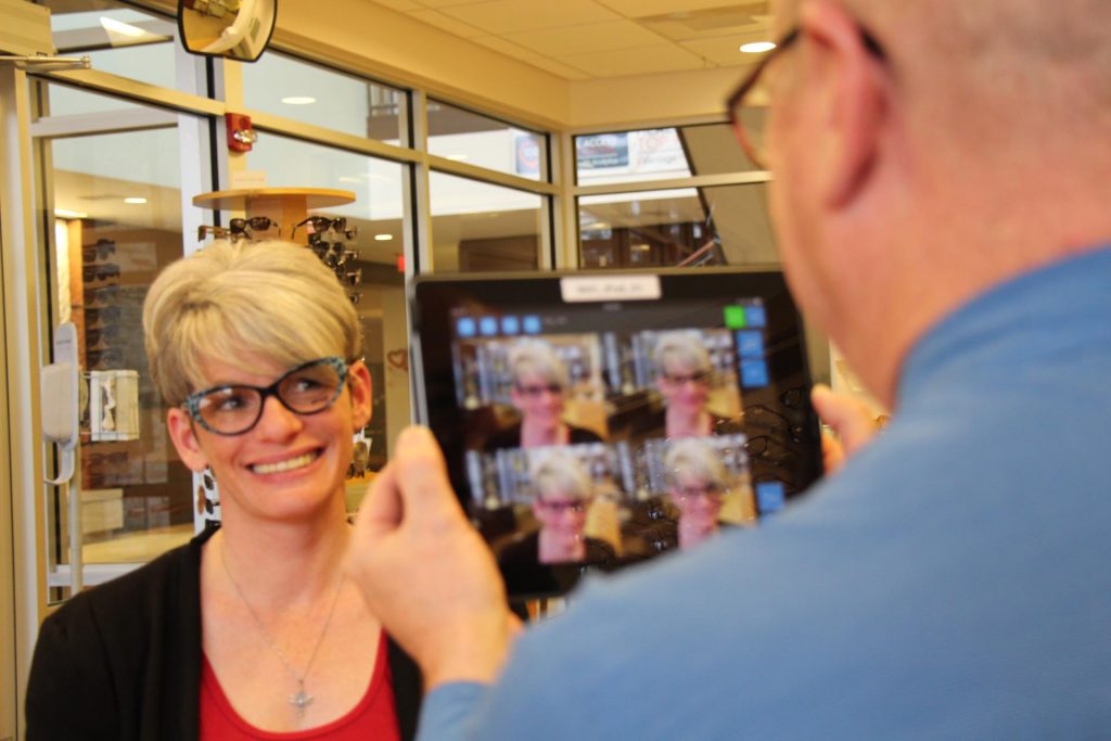 the new way to shop for eye glasses with an app for the ipad