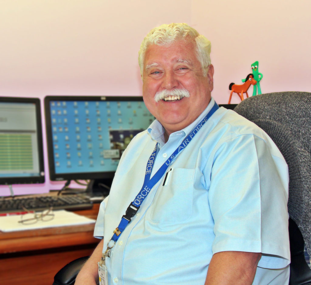pat nestor it analyst at his desk at speare hospital in plymouth nh