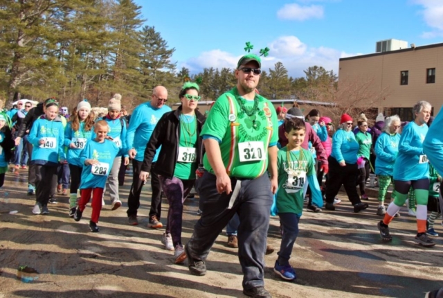 2019 Shamrock Shuffle 5K starting line Plymouth NH (16)