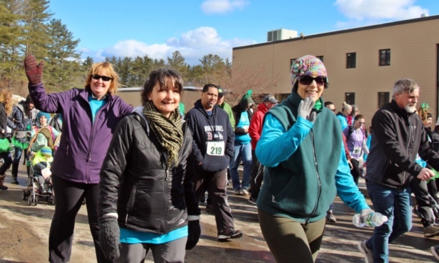 2019 Shamrock Shuffle 5K starting line Plymouth NH (18)