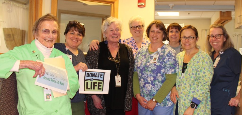 Volunteers and Oncology Team Donate Life
