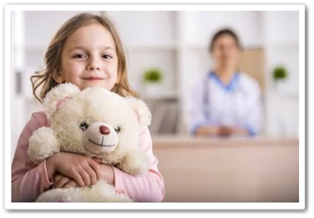 girl with teddy bear with shadow border 01